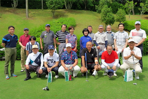 ゴルフコンペの様子