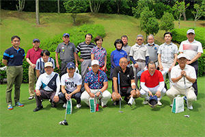 ゴルフコンペの様子1
